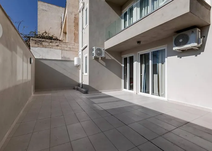 Beachfront 9Ten11 Maisonette W Terrace By Homely