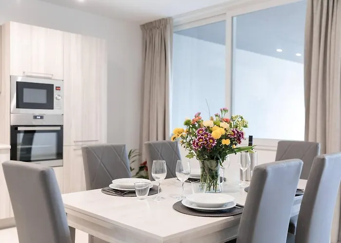 Beachfront 9Ten11 Maisonette W Terrace By Homely
